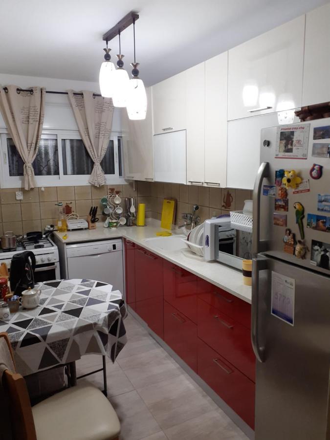 Room/Rooms For 1/2 Guests Haifa Exterior photo